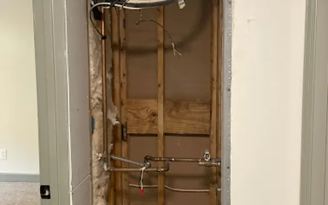 Burst Pipe Water Damage in Burbank, CA